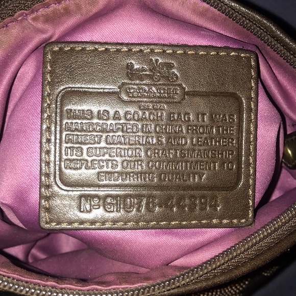 Coach side bag - Picture 2 of 3